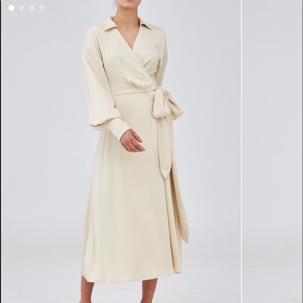 NWT C/MEO Collective Right There Wrap Dress Size XS